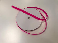 Lade das Bild in den Galerie-Viewer, Klettband 20mm neonpink Flauschband