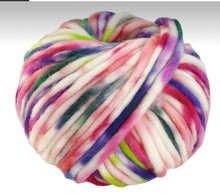 Lade das Bild in den Galerie-Viewer, Lana Grossa Confetti Erdbeer/Viola/Fuchsia/Grün/Blau/Weiß Nr.2 100g
