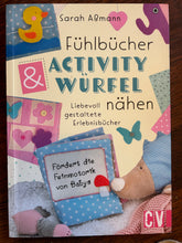 Lade das Bild in den Galerie-Viewer, Fühlbücher Acitivity Würfel
