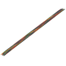 Lade das Bild in den Galerie-Viewer, Lana Grossa Strumpfstricknadel Design-Holz Multicolor 2,5/20cm
