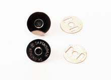 Lade das Bild in den Galerie-Viewer, Magnet-Verschluss 14mm silber
