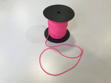 Lade das Bild in den Galerie-Viewer, Gummikordel soft cord 2mm pink 10m
